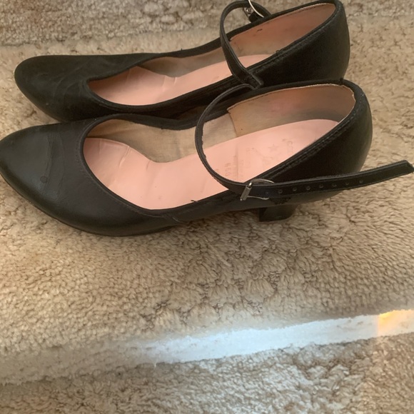 CAPEZIO BLACK LEATHER DANCE SHOES (HEELS) - Picture 6 of 7